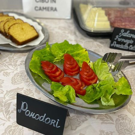 Hotel Byron Solo Per Giovani 리치오네 외부 사진