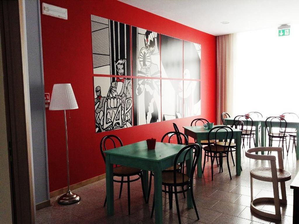 Hotel Byron Solo Per Giovani 리치오네 외부 사진