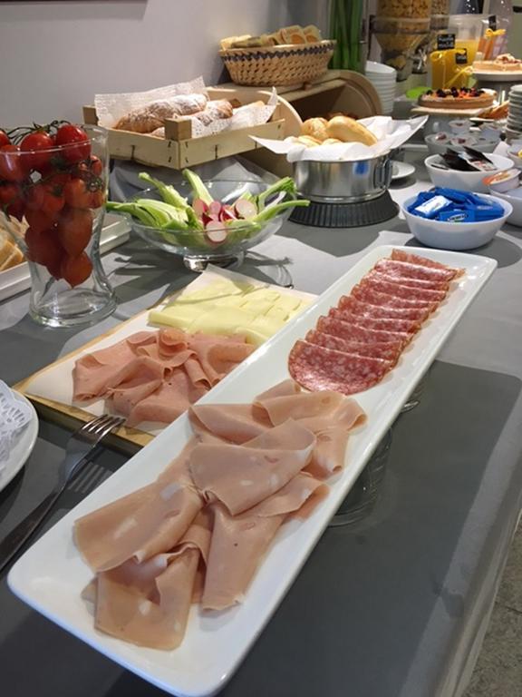 Hotel Byron Solo Per Giovani 리치오네 외부 사진