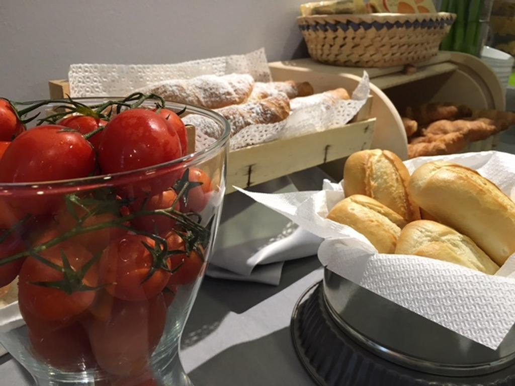 Hotel Byron Solo Per Giovani 리치오네 외부 사진